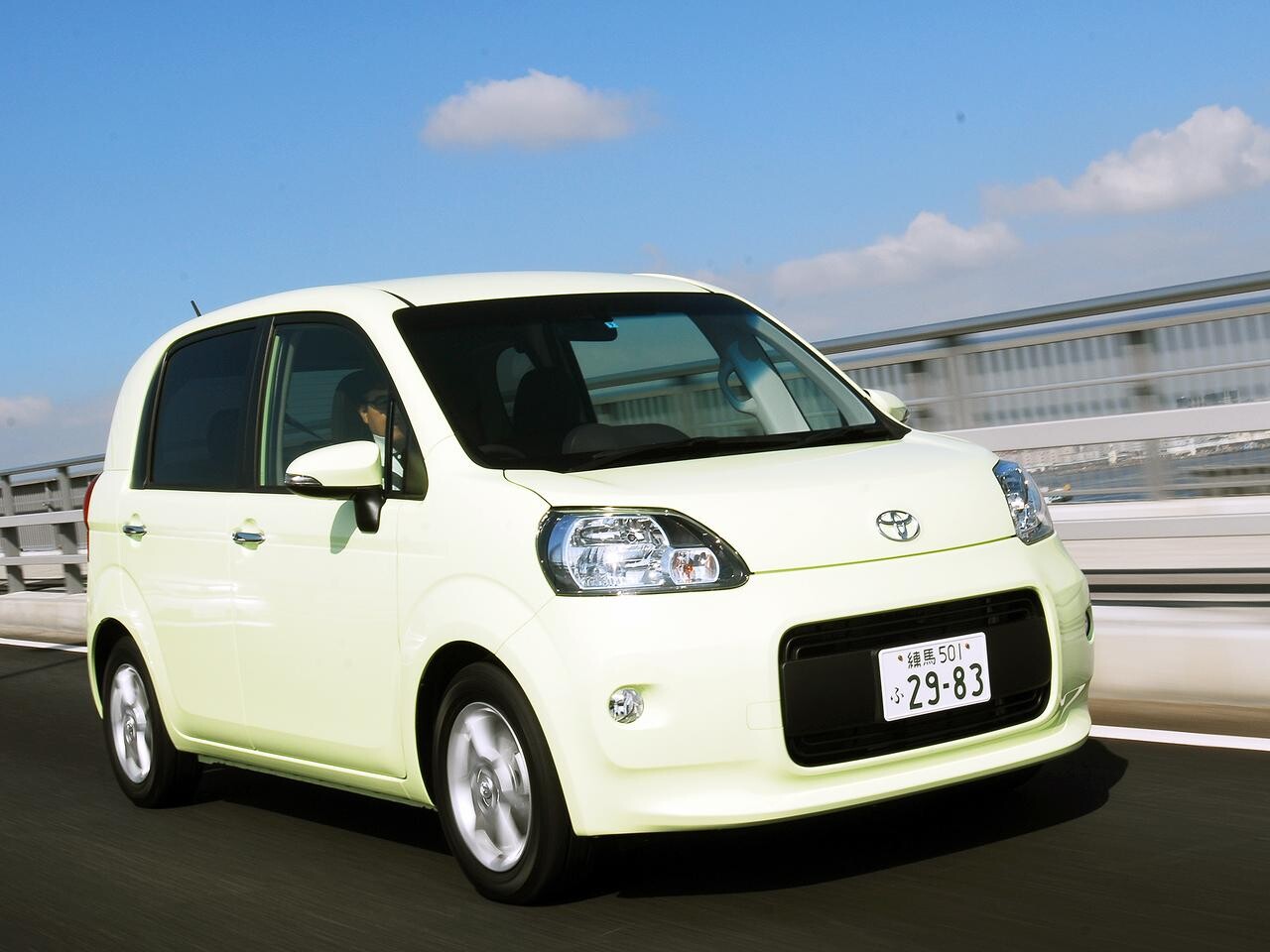 【10年ひと昔の新車】トヨタ ポルテ／スペイドは使いやすいだけでない、しっかり感のある背高ボディが特長だった