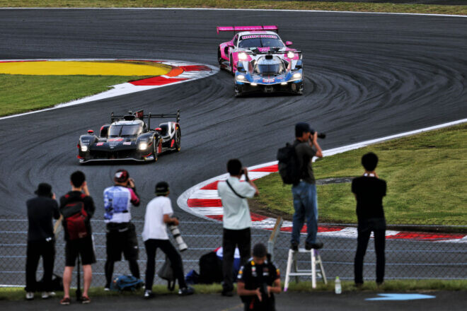 岩佐歩夢がパドックに／キドニー縮小版の印象語る／キャシディに太鼓判etc.【第7戦金曜Topics】