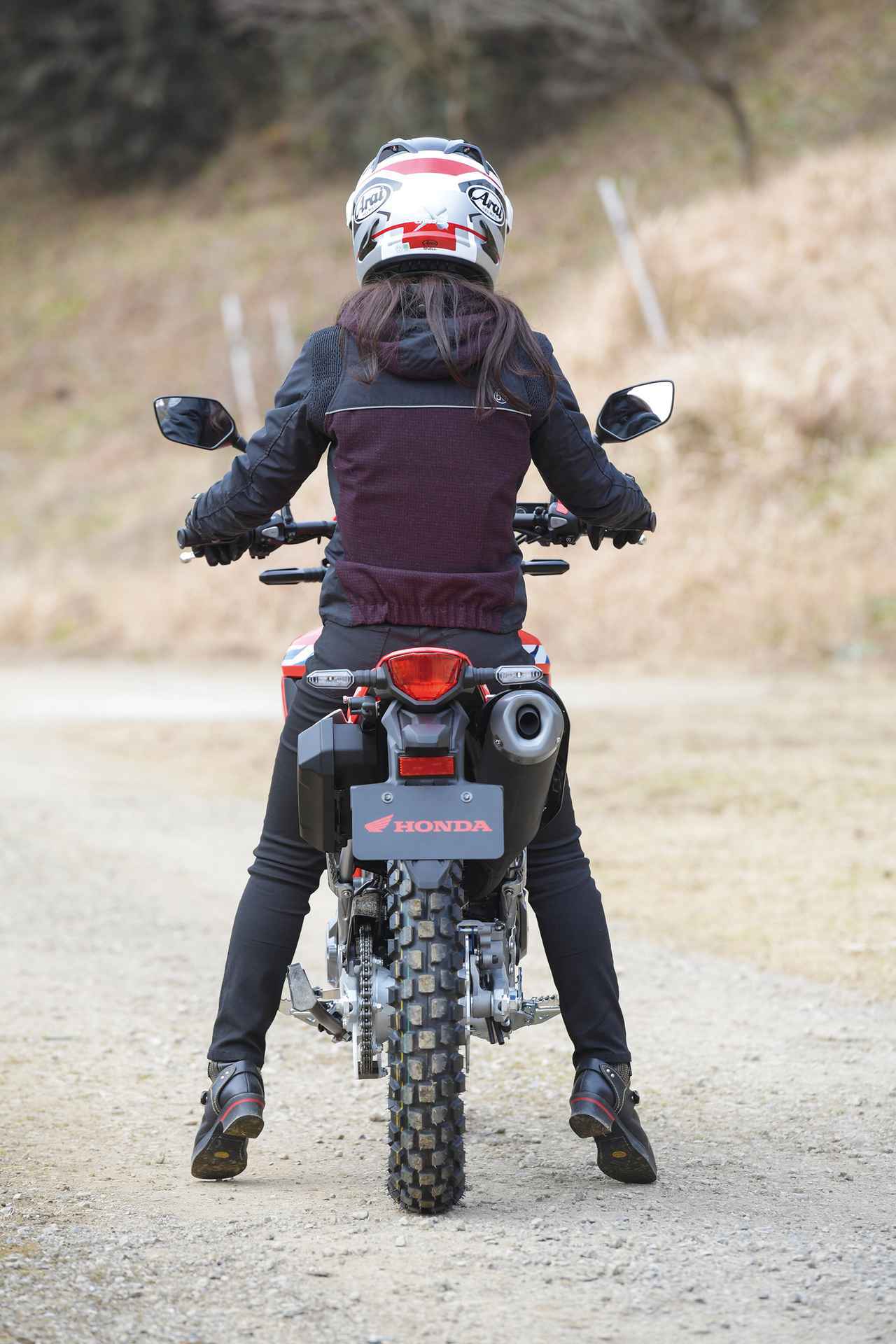 ホンダ Crf250l 試乗インプレ 新型21年モデルの街乗り 高速道路 オフロード性能と足つき性を解説 Webオートバイ の写真 8ページ目 自動車情報サイト 新車 中古車 Carview