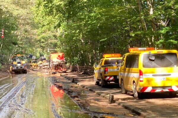 国道が雨通行止め→迂回路が「スゴい距離」に!? 高速も寸断 北海道の物流に影響か
