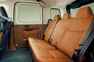 トヨタ最新「“5人乗り”ワゴン」が凄い！ 「シエンタ」サイズのボディに“めちゃ広ッ車内”＆「大開口スライドドア」採用！ 最上級より「20万円以上オトク」なジャパンタクシー最安モデルとは？