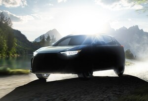 スバルが電気自動車SUV「ソルテラ」を11月11日に公開。兄弟車のトヨタ「bZ4X」とどこが違う？