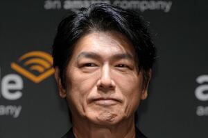 俳優「高橋克典」が“愛車”の「高額バイク」を公開！ 渋すぎる「カワサキ」どんなモデル？