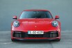 二世代にわたるパッケージ革新を完成させた新型ポルシェ911。プラグインは次期型で登場予定