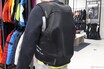 ドゥカティより着るエアバッグ「ドゥカティ・スマート・ジャケット」登場　状況を感知して作動する安全システム搭載
