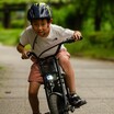 子供から大人まで乗れる電動ミニバイク「EVEREST XING emove／イームーブ」が Acalie から発売！