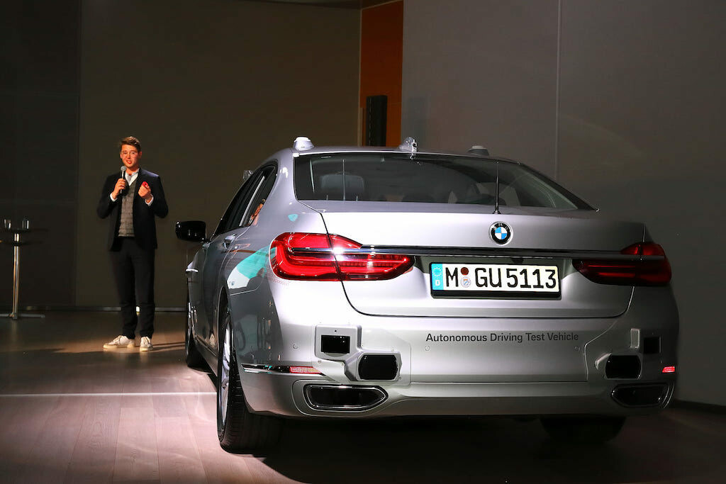 BMWの自動運転“レベル4”がお台場でデモ走行を実施