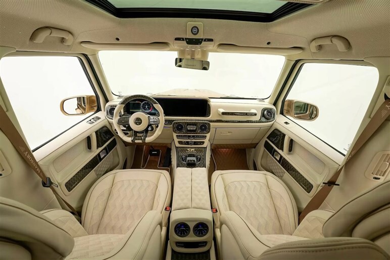 【自己顕示欲の塊】マンソリーが「G63」を“金ピカ”に。ホイールベース延長など全てが“石油王向け”だった