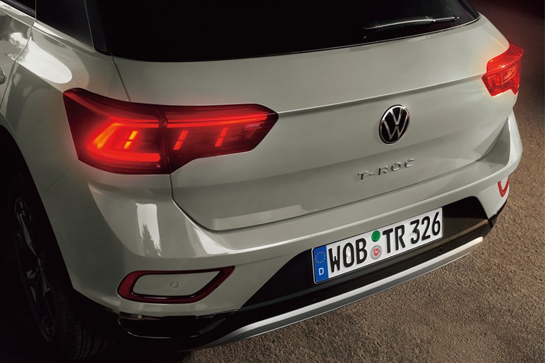 【ほぼこうなる!?】VWのベストセラーSUV「Tロック」の新型は数ヶ月以内に発表。最終予想デザインがコチラ