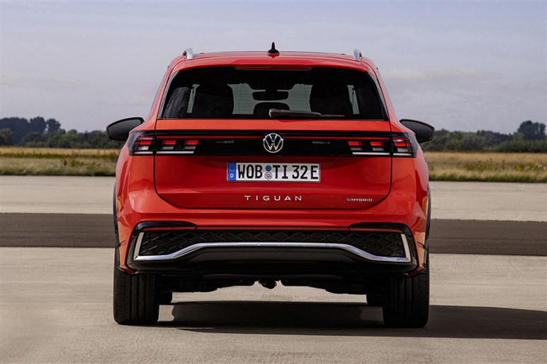 【ほぼこうなる!?】VWのベストセラーSUV「Tロック」の新型は数ヶ月以内に発表。最終予想デザインがコチラ