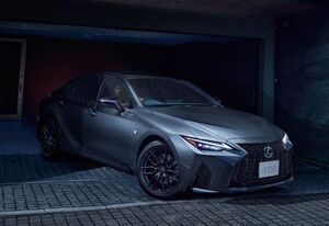 レクサスがISの特別仕様車「F SPORT Mode Black S」と「F SPORT Mode Glitter」を新設定。合わせてISの一部改良を実施