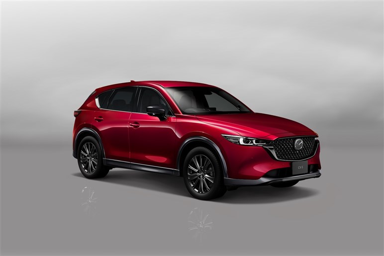 マツダが後輪駆動スポーティセダン「EZ-6」を中国で発表！ 新型「CX-5」を匂わすSUVコンセプトも