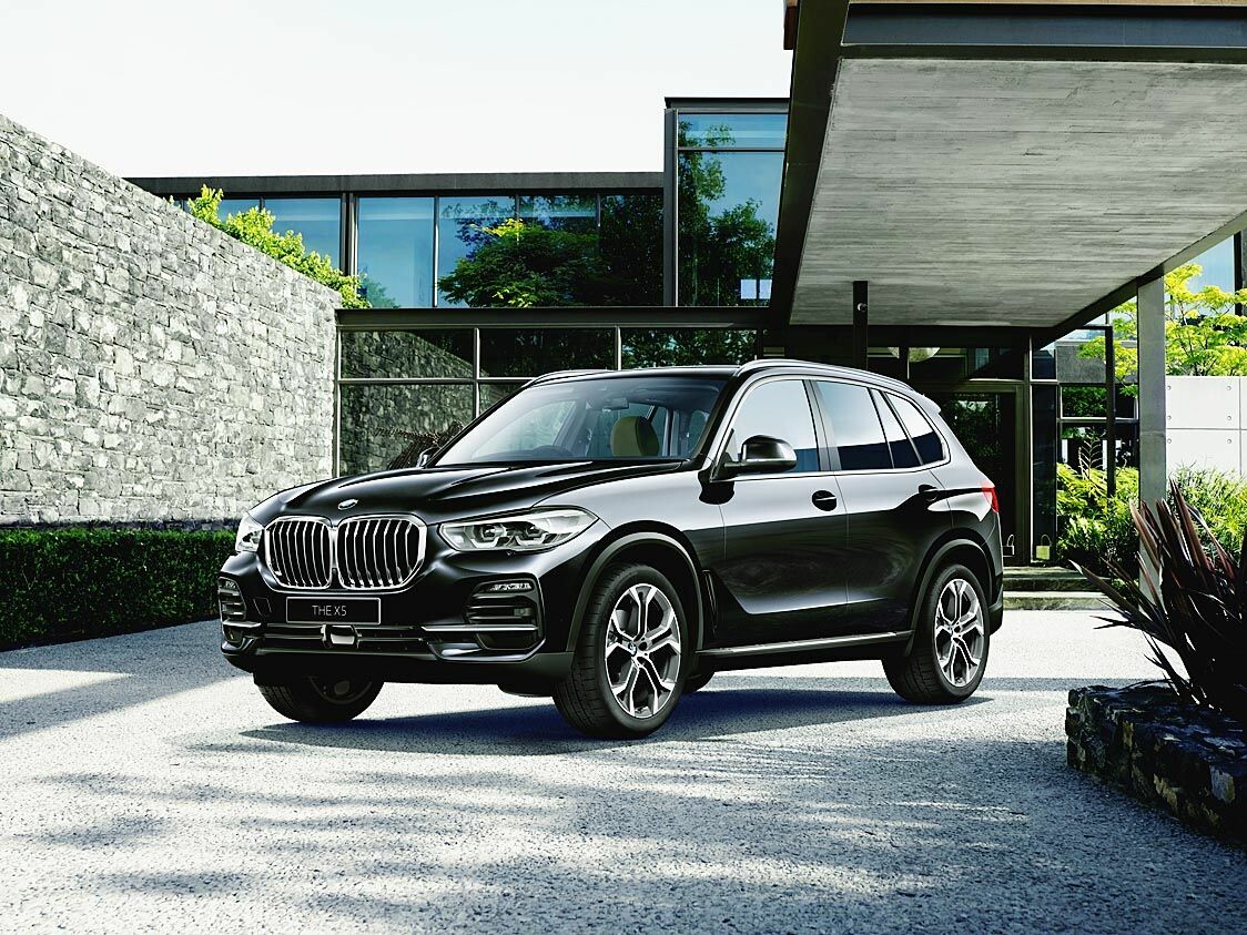 BMWジャパン、「X5」に限定車「プレジャースリーエディション」　4色のレザーシートから選択可能