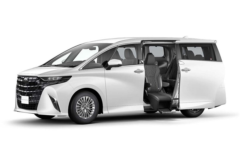 なかなか手に入らない「アルファード」が買いやすくなる？　ようやく整う増産体制。その影に長寿モデルの幕引きがあった