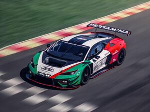 ランボルギーニが新しいレース車両「テメラリオGT3」を世界初公開、レギュレーションに合わせて4L V8ツインターボを搭載