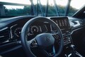 精悍さを極めたマットペイントの専用色も設定！フォルクスワーゲン「T-Roc R」の限定車「ブラックスタイルパフォーマンス」が登場