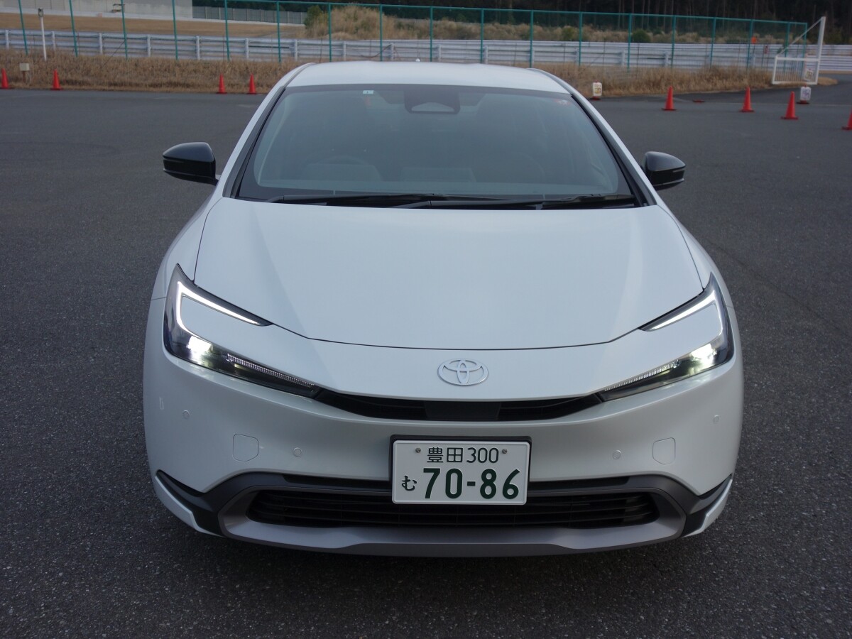 KINTO専用1.8Lが燃費最強!? 新型プリウスの悩める3種パワー