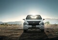 三菱が今秋発売の新型アウトランダーをチラ見せ。デザイン＆PHEV改良で上質に、ラリーアートも期待!?