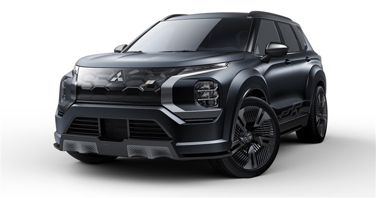 三菱が今秋発売の新型アウトランダーをチラ見せ。デザイン＆PHEV改良で上質に、ラリーアートも期待!?