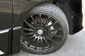 【10年ひと昔の新車】HKSがチューンしたトヨタ ヴェルファイアは、圧巻の力感で疾走した