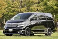 【10年ひと昔の新車】HKSがチューンしたトヨタ ヴェルファイアは、圧巻の力感で疾走した