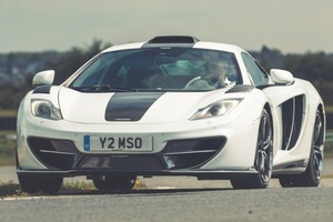 日産R390用が技術のベース　ロータス・エスプリ & マクラーレンMP4-12C（2）　英国製V8の世界