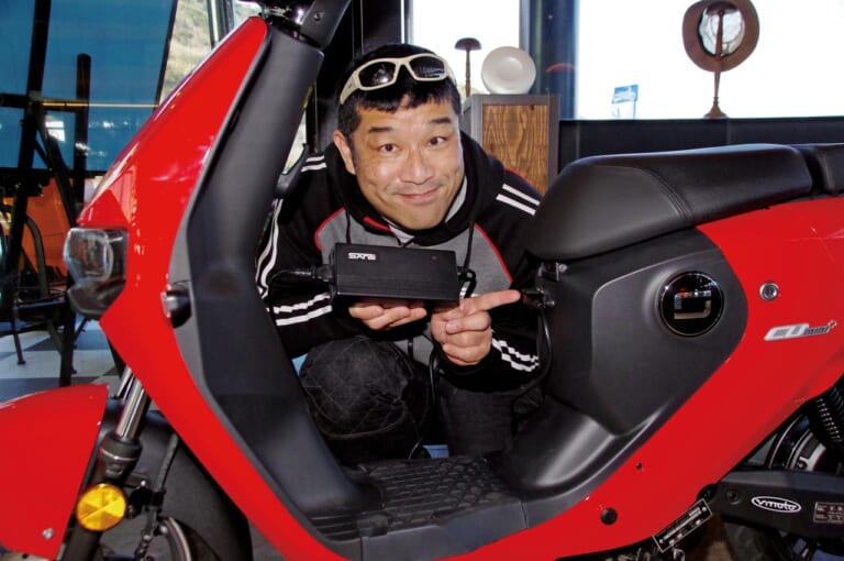 最新機能厳選・17万円台のチョイ乗り電動バイク「スーパーソコ シーユーミニプラス」試乗インプレッション