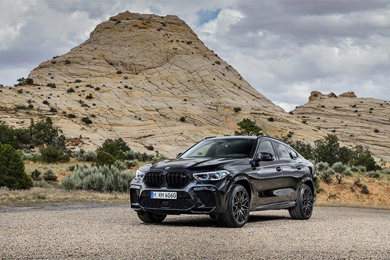 BMWが発表した黒すぎる車の正体は？実用化の予定やベース車両も解説【購入ガイド】