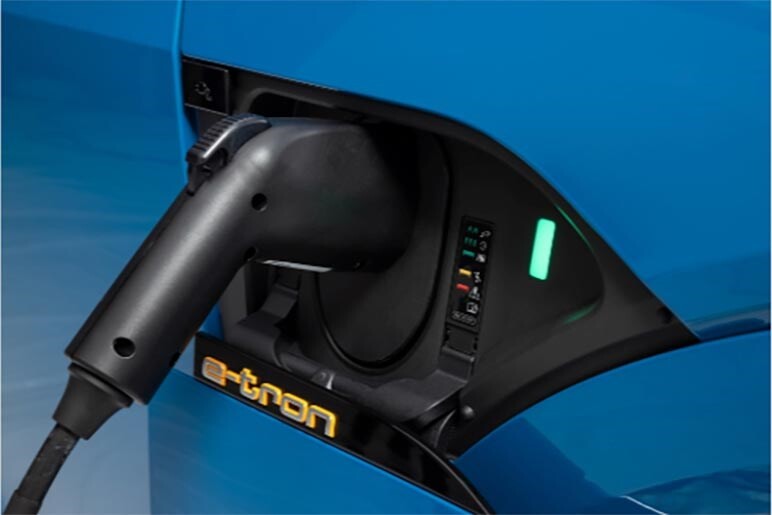 アウディのSUV全ラインナップ。最新の中古車相場と新車価格を紹介【購入ガイド】