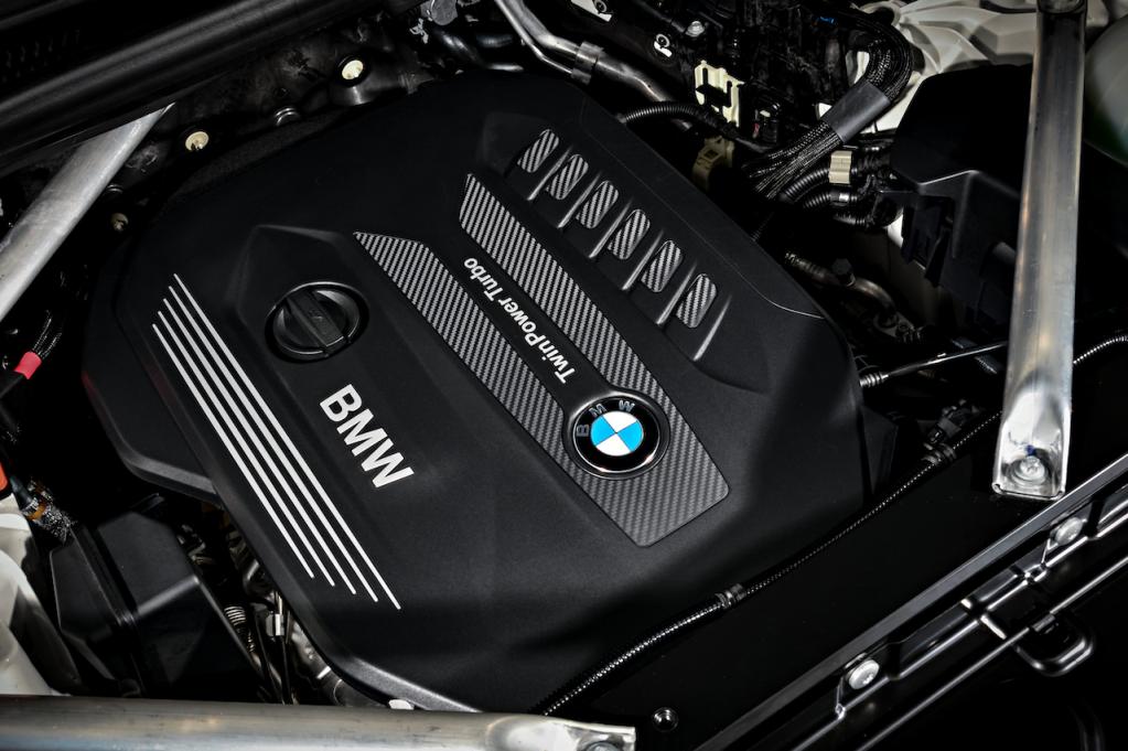 悪路走破性が劇的に進化した新型BMW X5は早くも期待大！