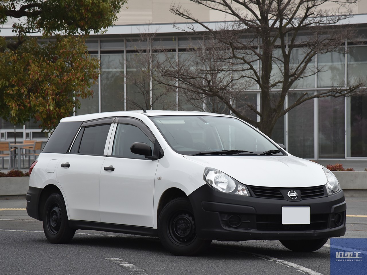 商用バンの中ってどうなってるの？ カーディテイラーが乗る日産・ADバンを覗く！（旧車王） | 自動車情報・ニュース - carview!