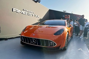 メルセデスAMG　「油冷」バッテリーで急速充電　1360馬力の次世代高性能EV『GT XX』登場