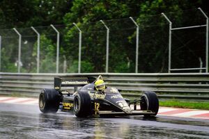 アイルトン・セナのF1初優勝から40年。“伝説の地”エストリルにロータス97Tが帰ってきた……雨が帰還を祝福