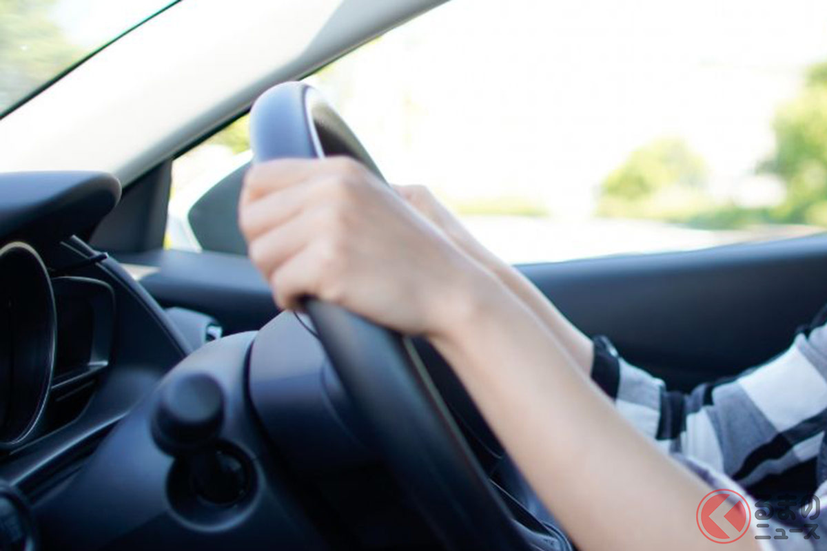 いまも 10時10分 を推奨 ハンドルの持ち方は何が望ましいのか くるまのニュース 自動車情報サイト 新車 中古車 Carview