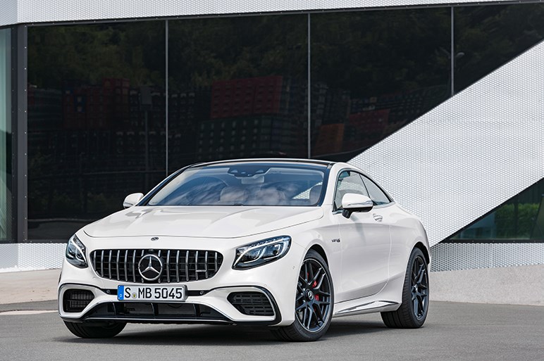 新型メルセデス ベンツ Sクラスクーペ カブリオレ 高性能なamgモデルも発表 Carview 自動車情報サイト 新車 中古車 Carview