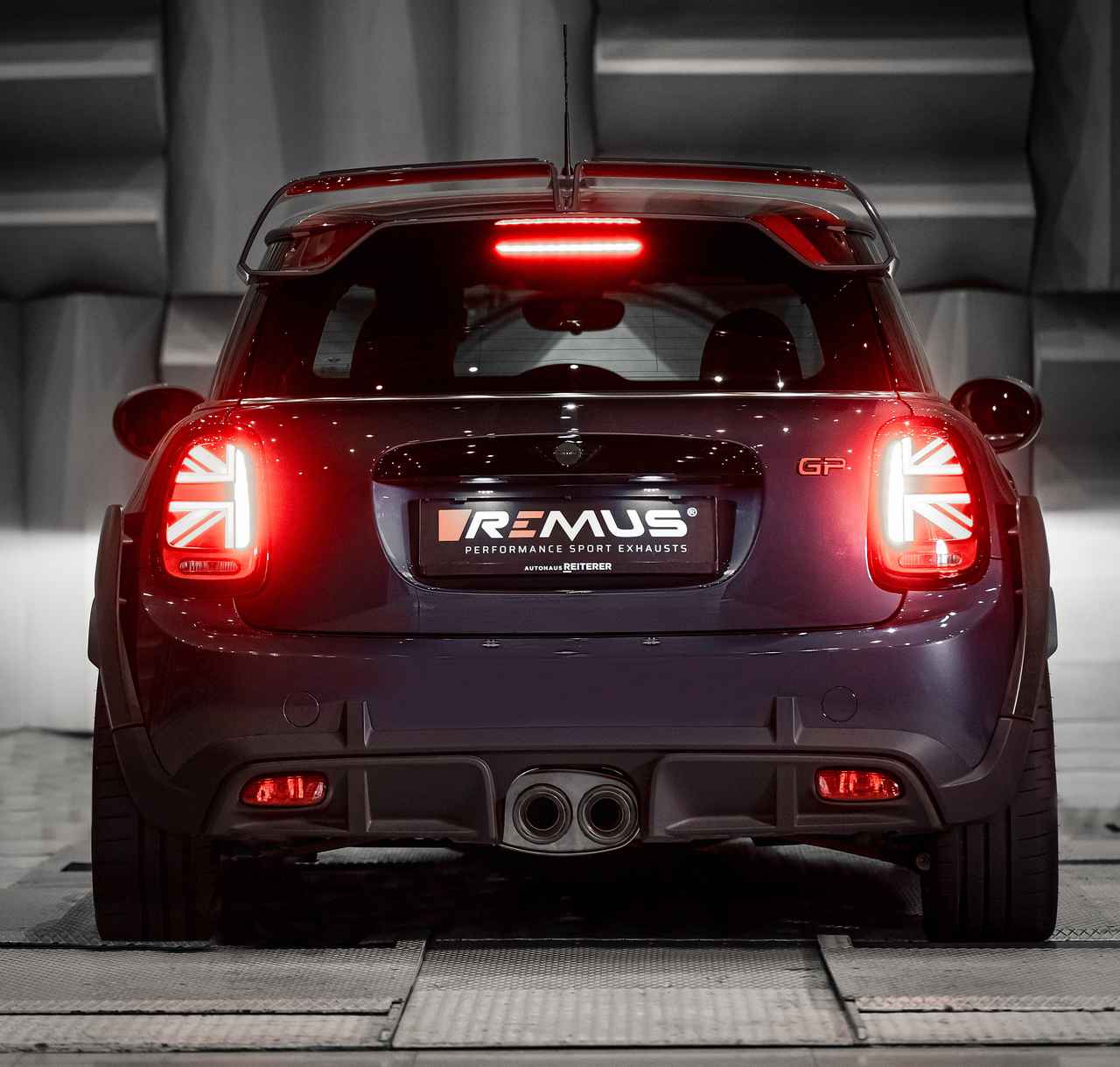 Mini史上最速モデル John Cooper Works Gp の専用マフラーがremusから登場 Webモーターマガジン 自動車情報サイト 新車 中古車 Carview