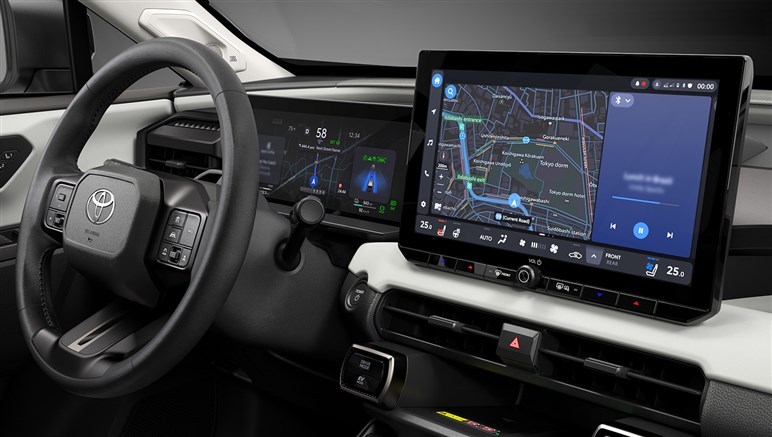 新型「RAV4」は本当にスキなしか？ ドイツの優等生「ティグアン」とスペック比較してみた