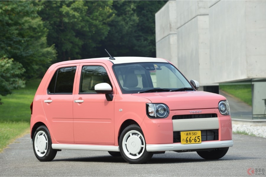 女性が好きなクルマは何色 ピンクではない 代女子の本音とは くるまのニュース 自動車情報サイト 新車 中古車 Carview