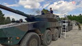 北辺の自衛隊キャンプに「時代超えた建物」残ってた！ 英戦艦2隻沈めた武勲の飛行隊「いつ壊されるか分からんよ！」