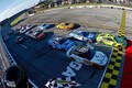 わずか0.022秒差。シンドリックが今季初優勝も、惜敗プリースは失意の失格処分に／NASCAR第10戦