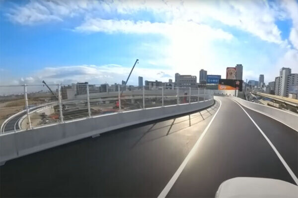 万博会場まで“あっという間”！ 暫定開通した「作りかけ高速道路」で行われている“日本初”とは？ 実道路にフィードバックへ 阪神高速