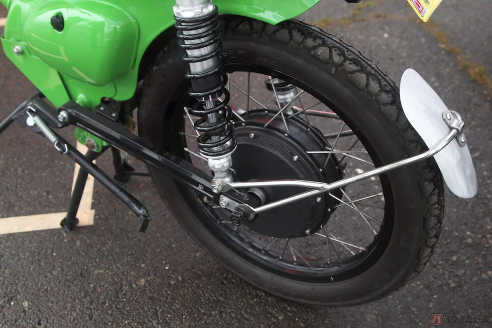ホンダ スーパーカブ をevにコンバージョン E Cub から見えるカスタム バイクの未来形 バイクのニュース 自動車情報サイト 新車 中古車 Carview