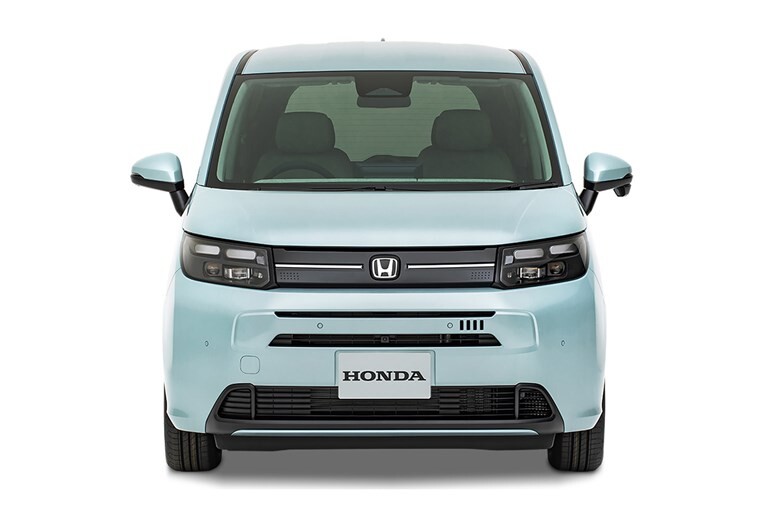 ホンダ「フリード」ガソリンモデル改良　価格改定で約10万円アップ、ハイブリッド車と同じ塗装を採用