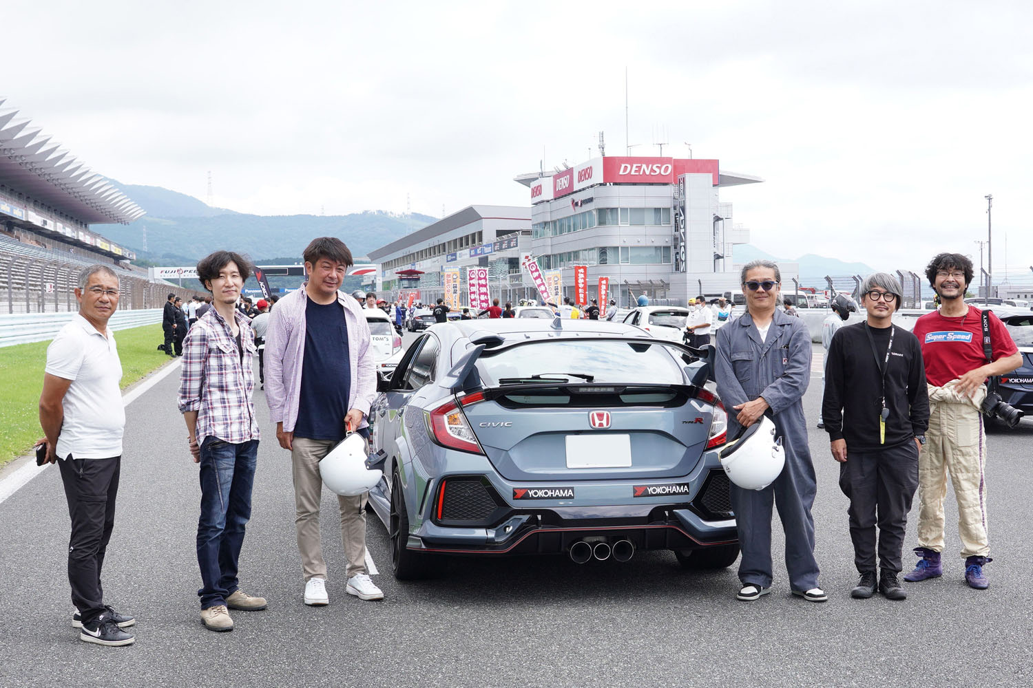 ホンダ シビックタイプr で エコカーカップ に参戦 ユルくて厳しい3時間耐久レースの魅力を体験してきました Auto Messe Web 自動車情報サイト 新車 中古車 Carview