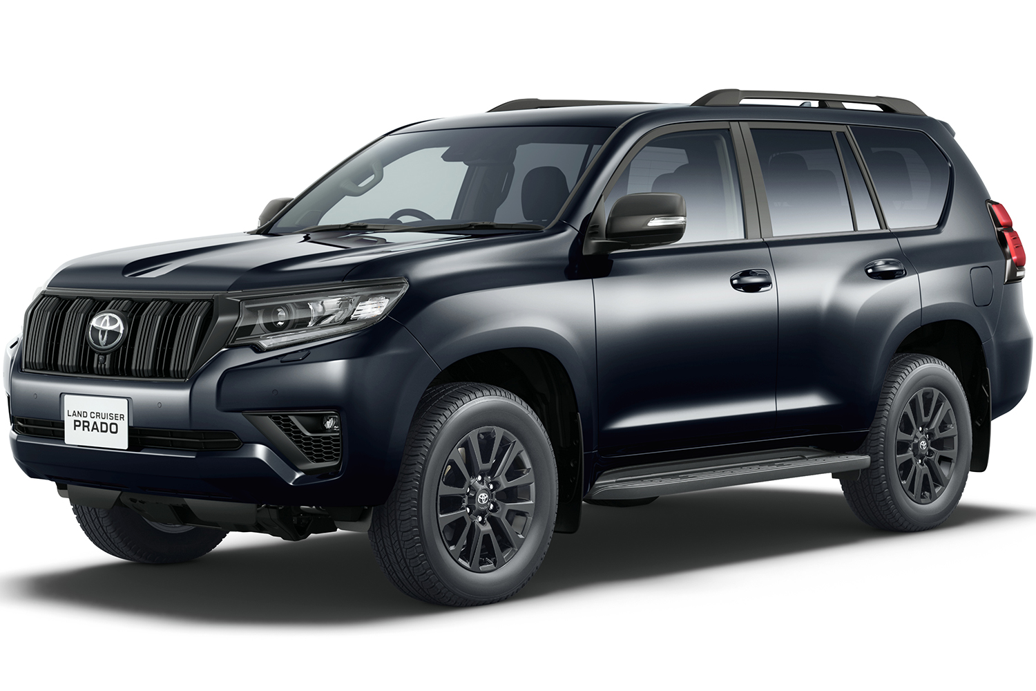 マットブラックの加飾で黒すぎるランクルプラド誕生 特別仕様車 Tx Lパッケージ Matt Black Edition を設定 Web Cartop 自動車情報サイト 新車 中古車 Carview