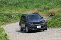 【試乗】ジープ・レネゲード e-HYBRIDはマイルドハイブリッドだけど「モーターのみの走行」シーンもある！　街に映えアウトドアも似合うコンパクトSUVに注目!!