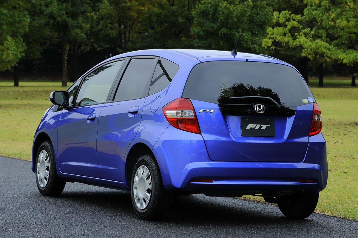 ホンダ Fit 10年10月 12年5月 中古車選びに役立つ 当時モノ 新車レビュー 試乗記 スタイルワゴン ドレスアップナビ 自動車情報サイト 新車 中古車 Carview