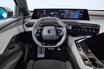 【同門対決】ICE対BEV　新型プジョー 3008ハイブリッド対プジョー 3008 E-3008　各々のモデルの優れた点を比較