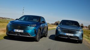 【同門対決】ICE対BEV　新型プジョー 3008ハイブリッド対プジョー 3008 E-3008　各々のモデルの優れた点を比較