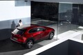 話題の新型SUV「CX-30」初公開も「違いがわからない」 マツダの変わらぬデザインに賛否